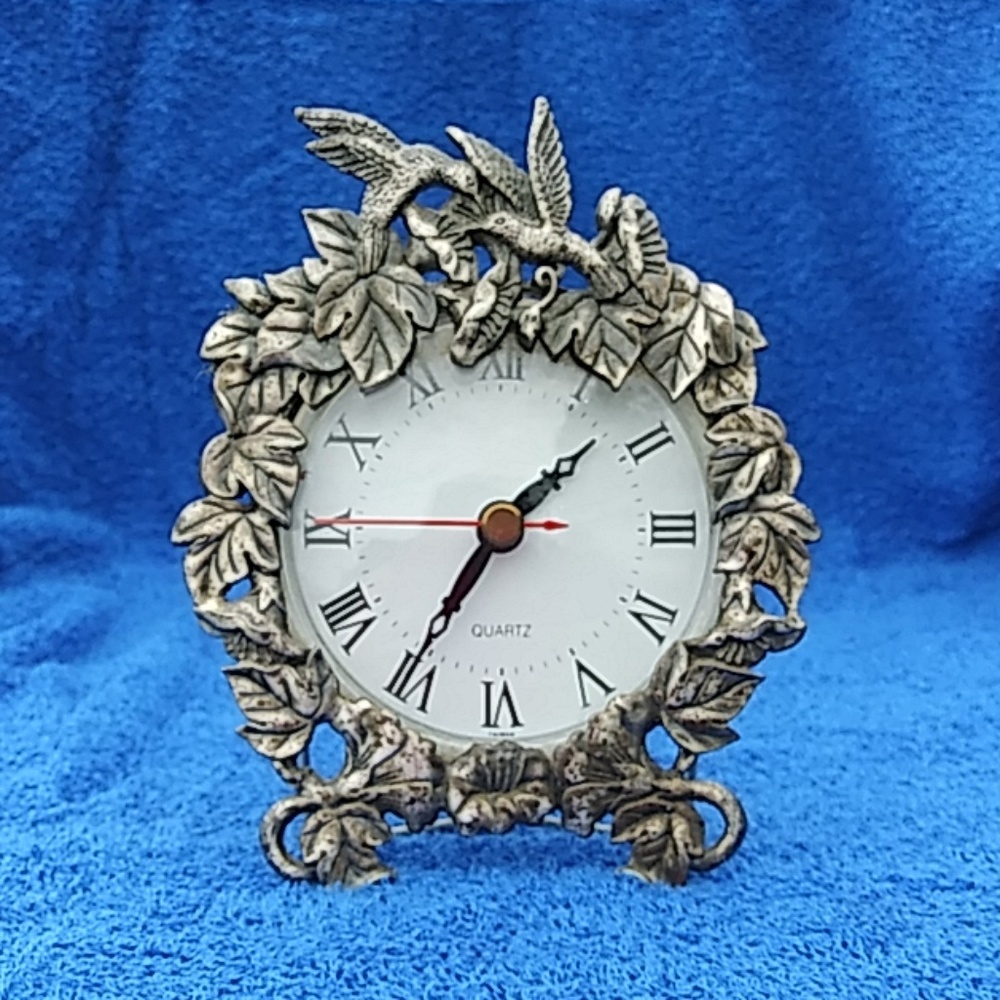 Vintage Pewter Hummingbird Quartz Clock that works